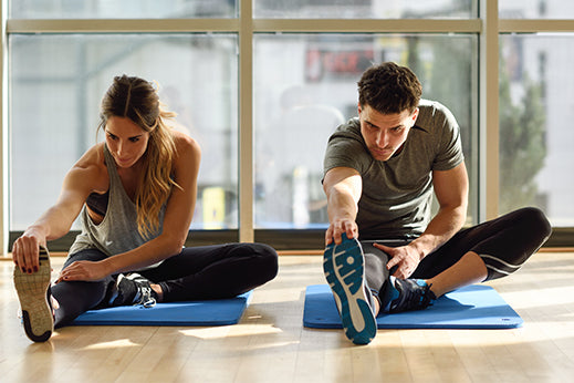Exerciții de stretching pe care le poți face acasă