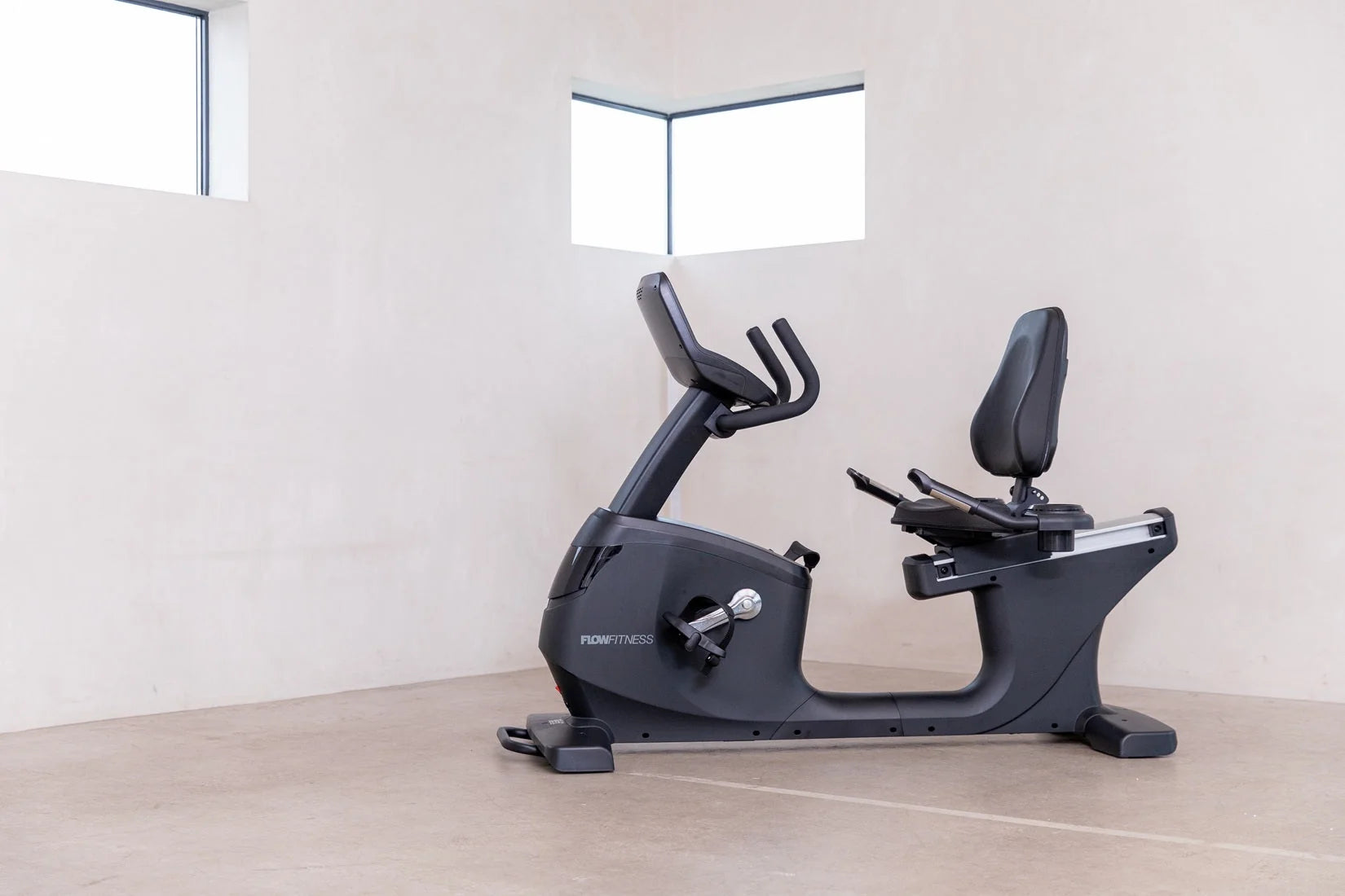 Bicicleta fitness Flow Pro RB5i Recumbent